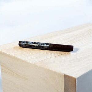 Long-Lasting Brown Eyeliner